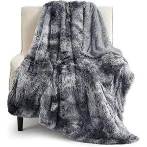 Faux Fur Throw Blanket Navy Blue – Fuzzy, Fluffy, and Shaggy Faux Fur